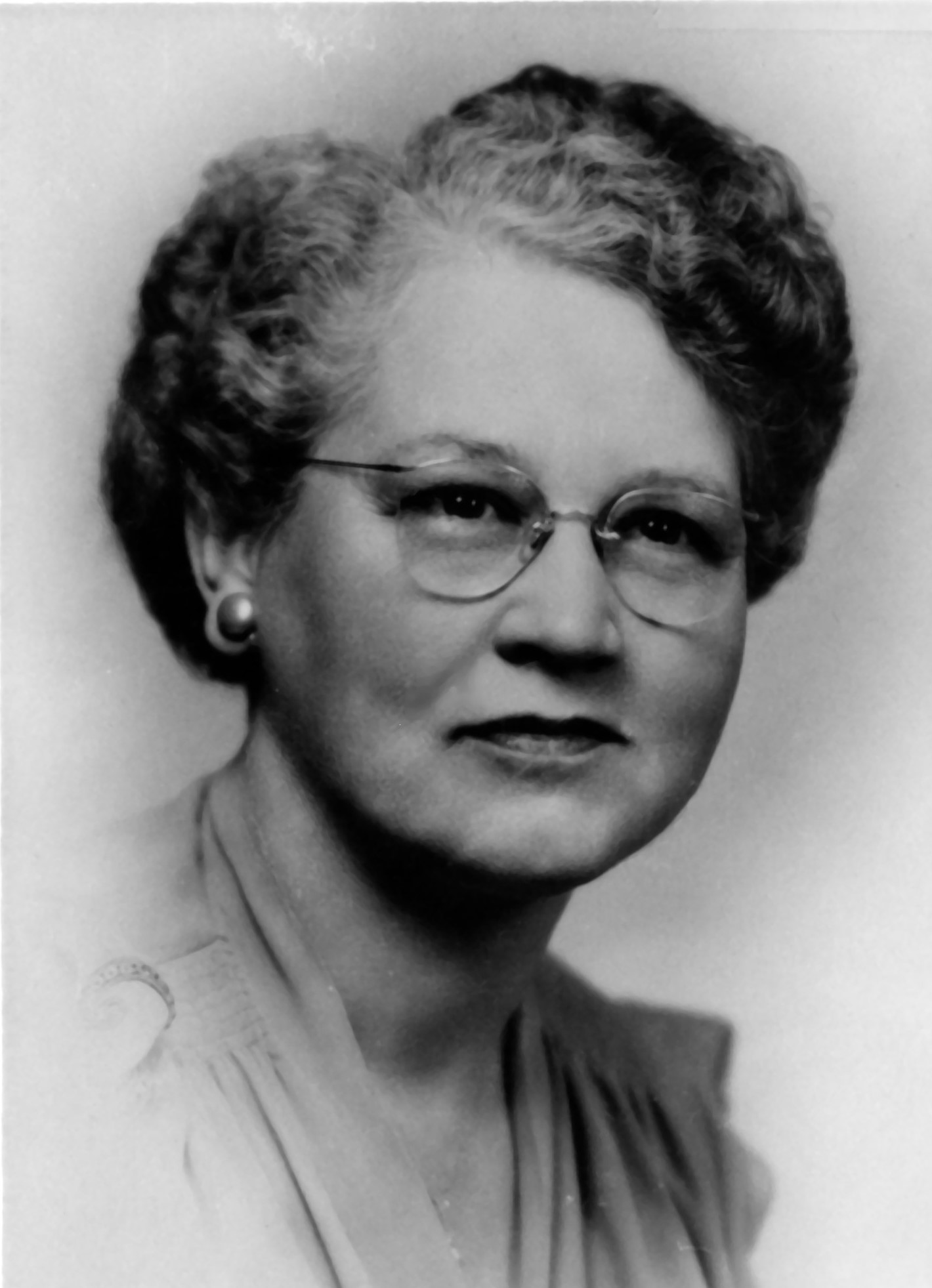 Edna Louise Hull (1891 - 1969) Profile